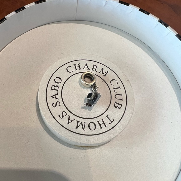 Pandora Graduation cap charm - Picture 2 of 4